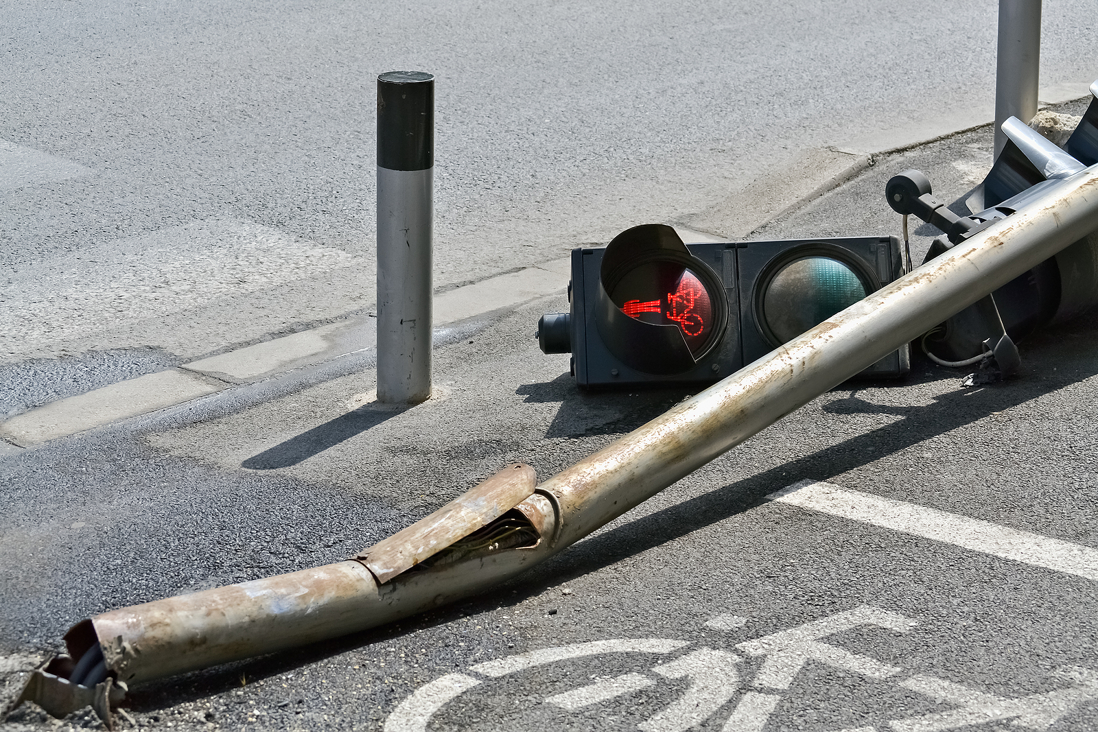single car crash light pole