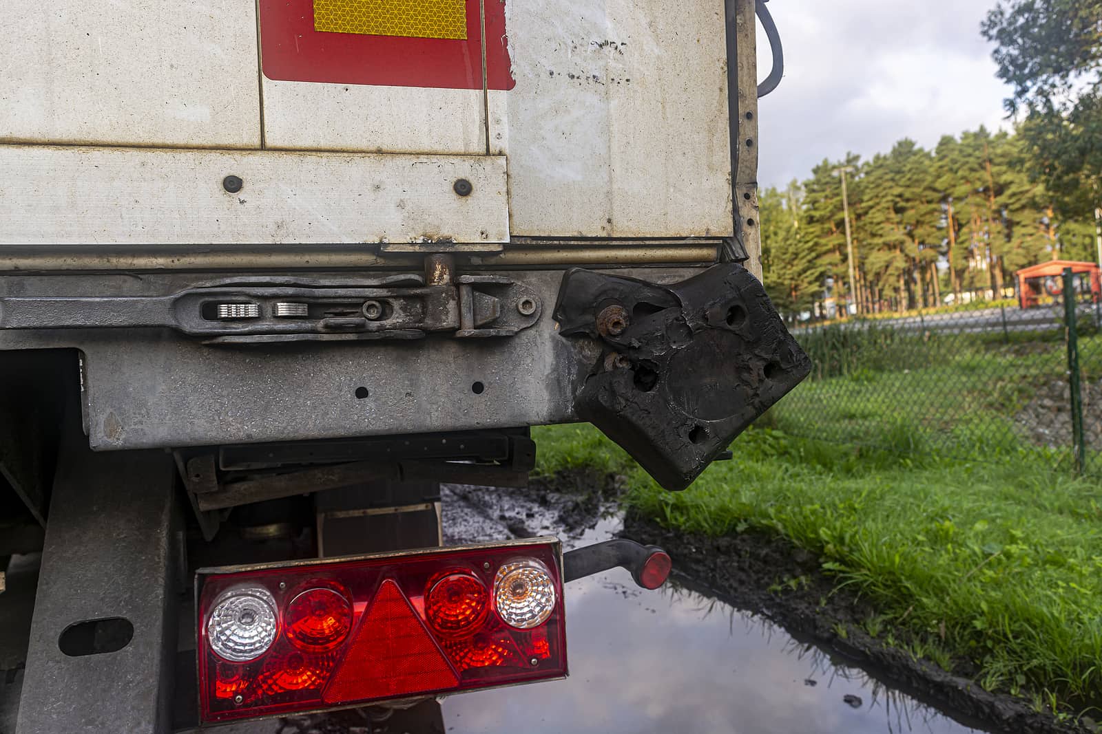 rear of tractor trailer was struck by Cadillac, killing Las Vegas man